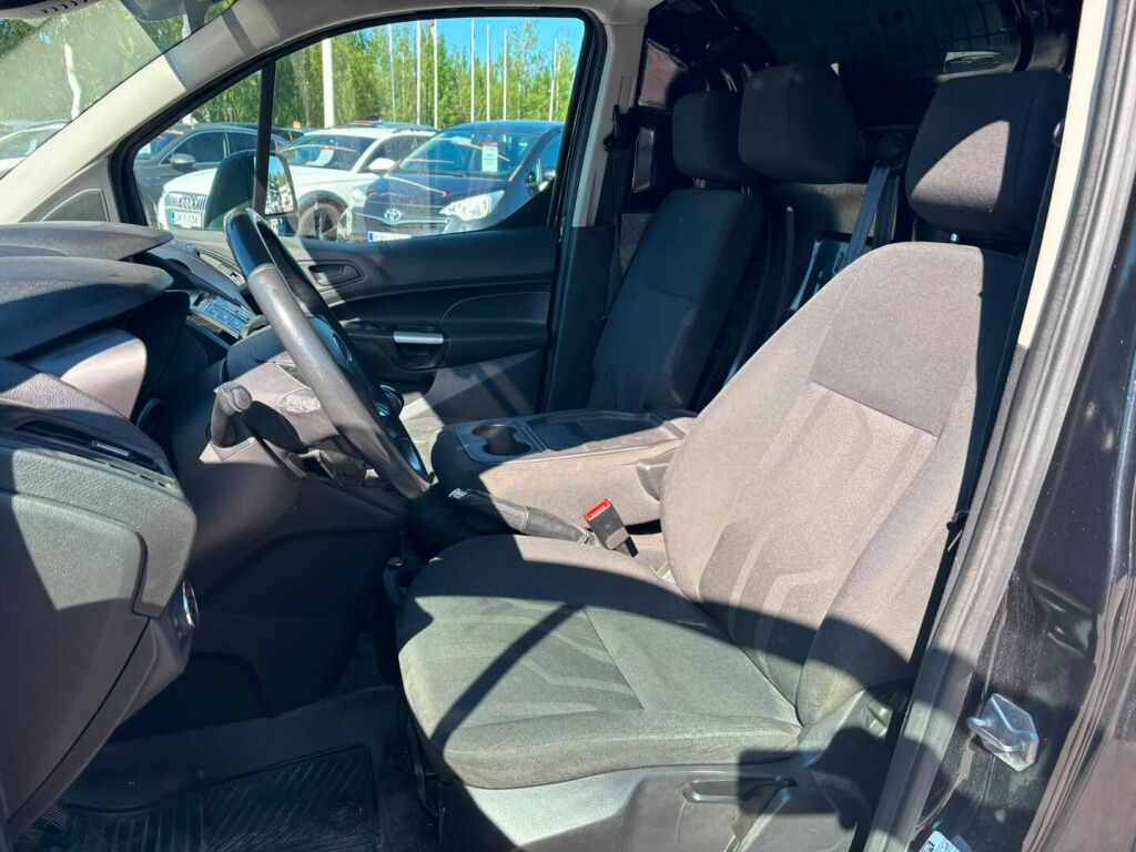 Ford Transit Connect 2015 Musta