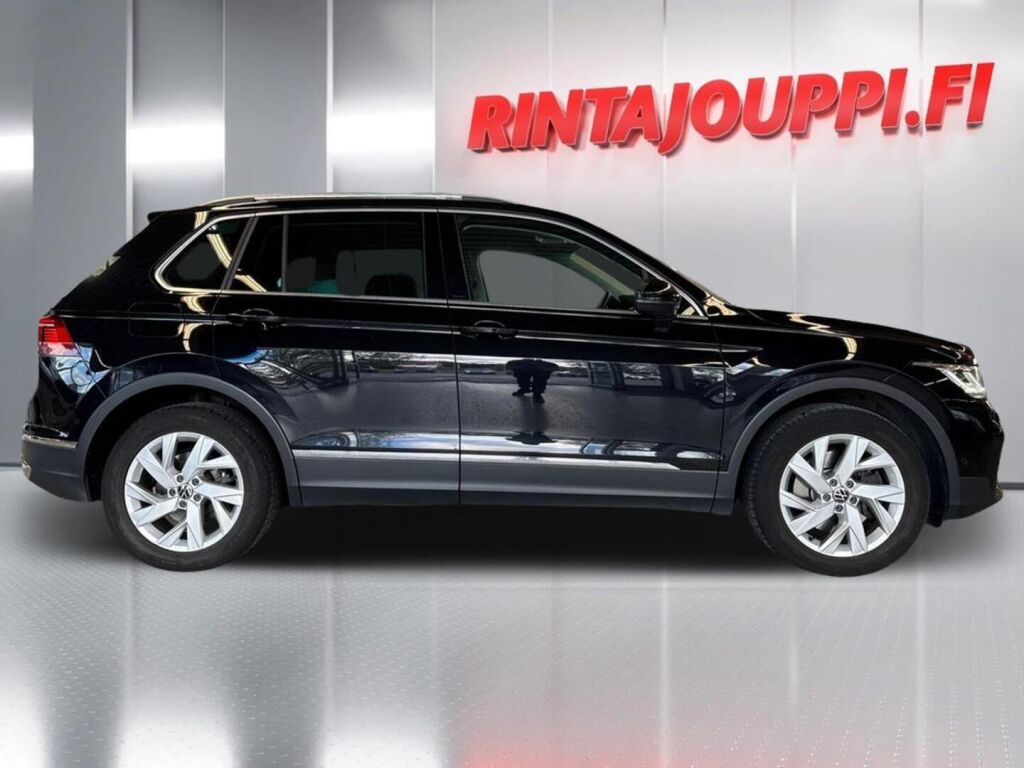 Volkswagen Tiguan 2022 Musta