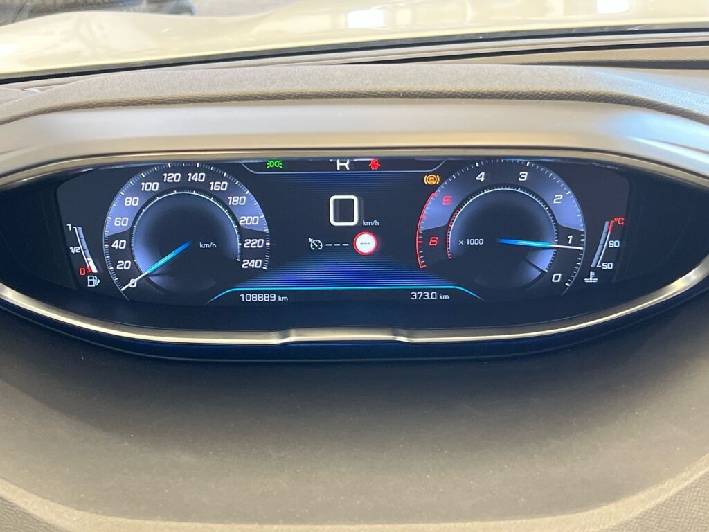 Peugeot 3008 2019 Valkoinen