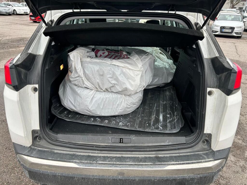 Peugeot 3008 2019 Valkoinen