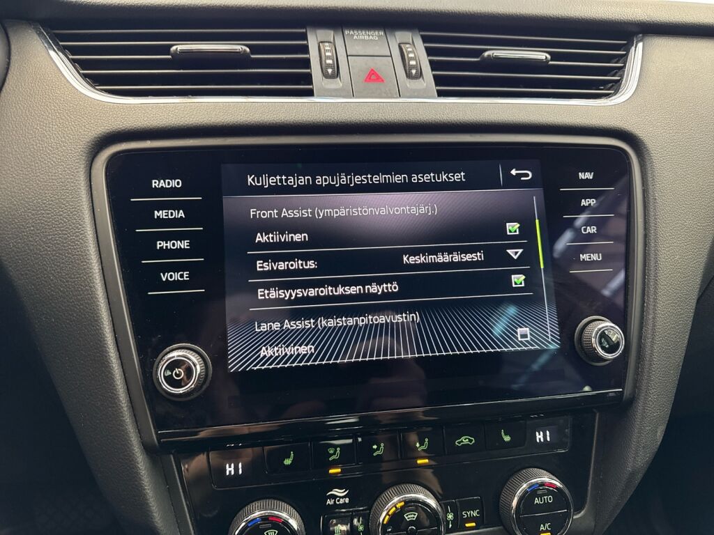 Skoda Octavia 2020 Harmaa