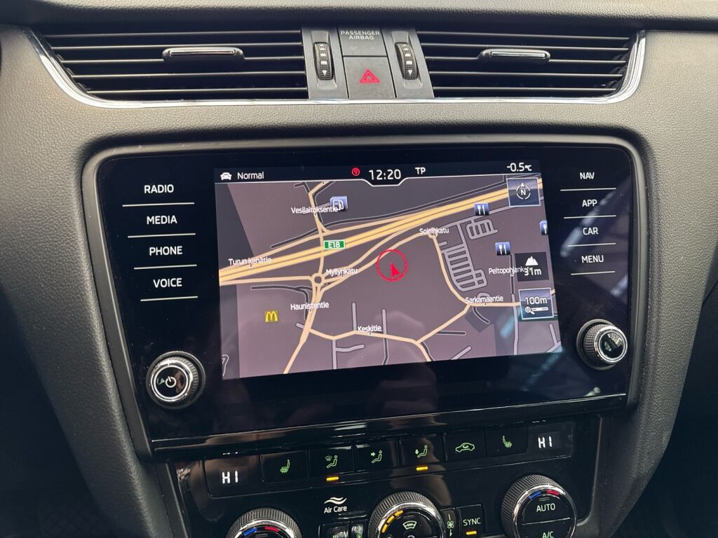 Skoda Octavia 2020 Harmaa