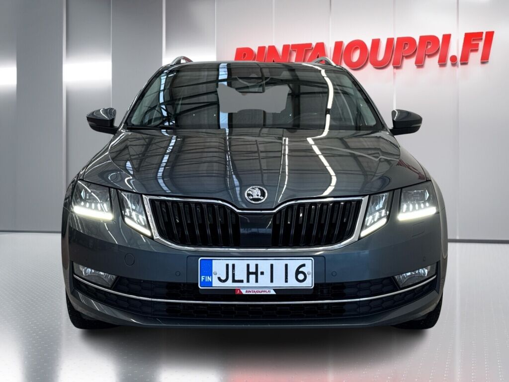 Skoda Octavia 2020 Harmaa
