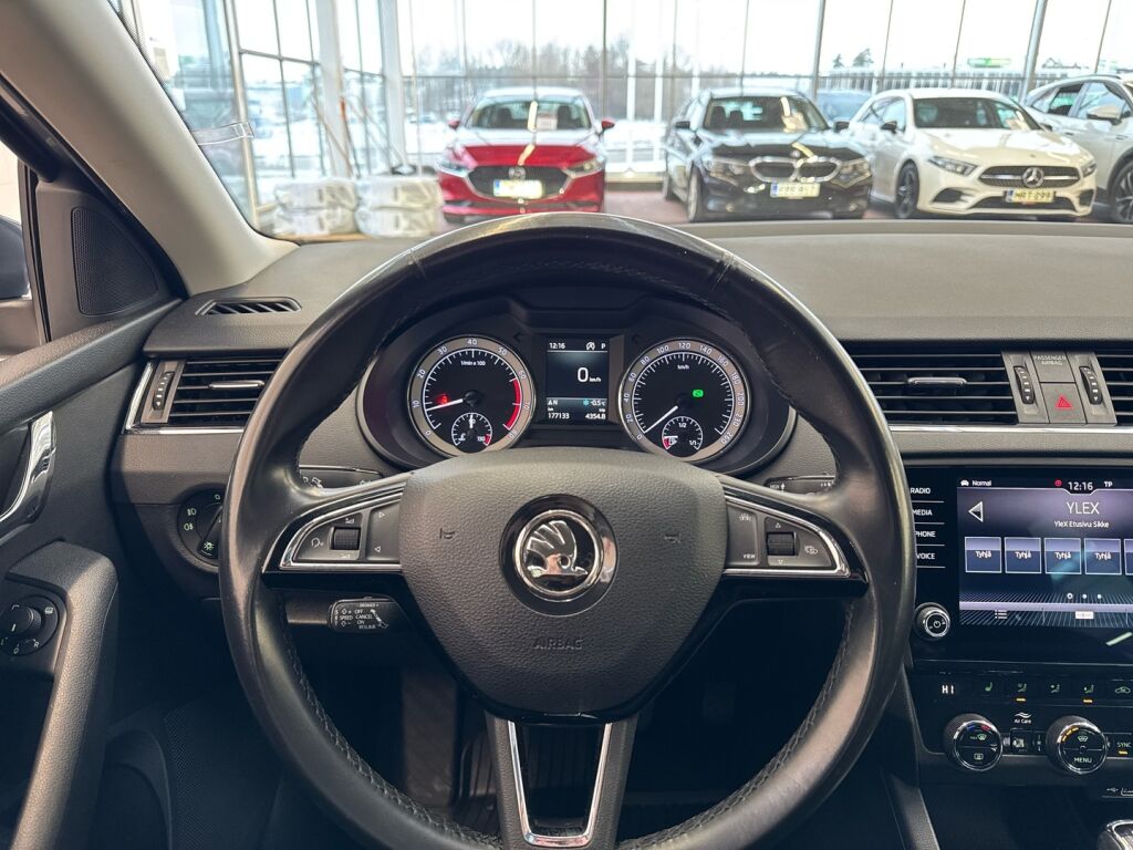 Skoda Octavia 2020 Harmaa
