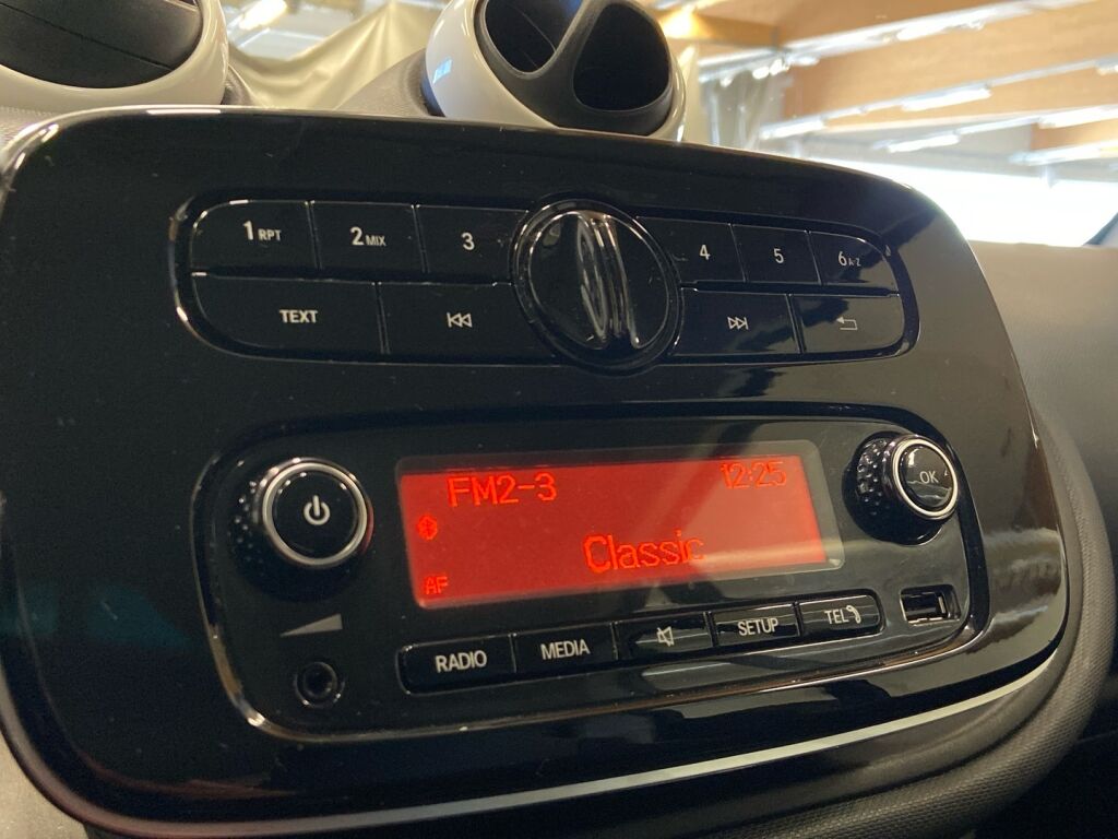 Smart FORTWO 2015 Valkoinen