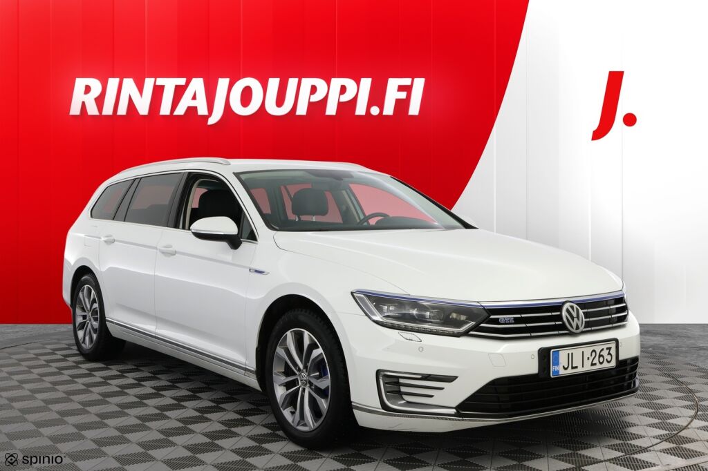 Volkswagen Passat 2017 Valkoinen