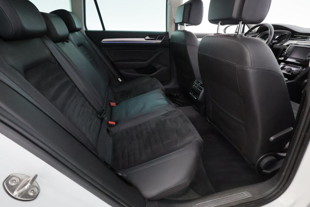 Volkswagen Passat 2017 Valkoinen