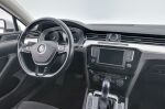 Volkswagen Passat 2017 Valkoinen