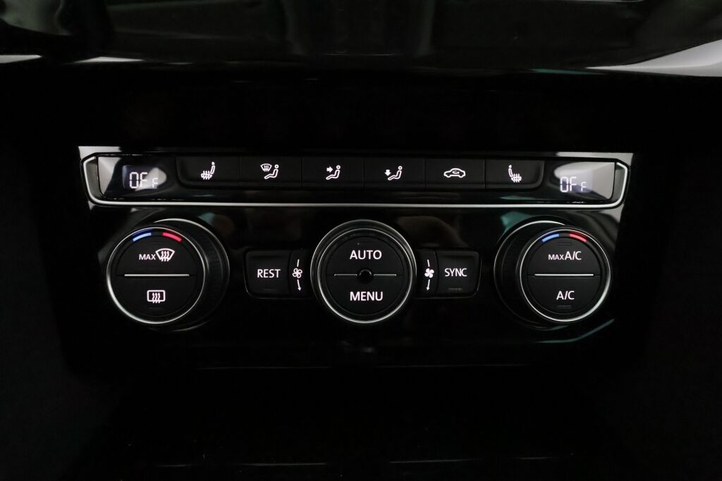 Volkswagen Passat 2017 Valkoinen