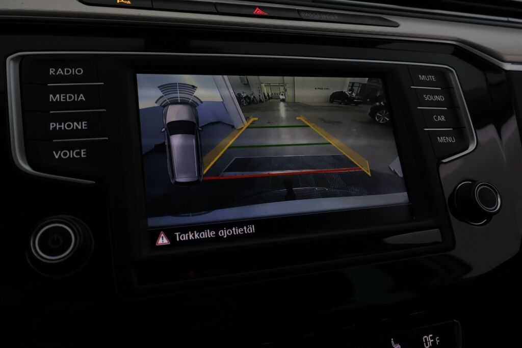 Volkswagen Passat 2017 Valkoinen