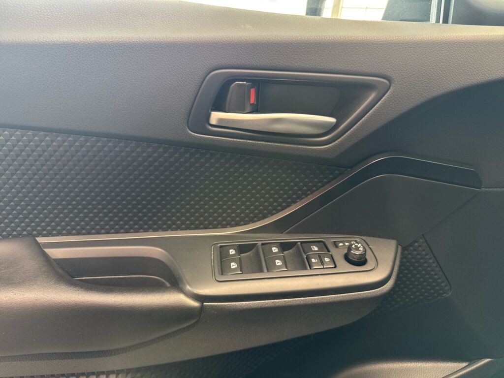 Toyota C-HR 2018 Harmaa