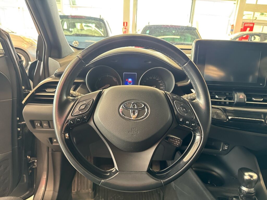 Toyota C-HR 2018 Harmaa