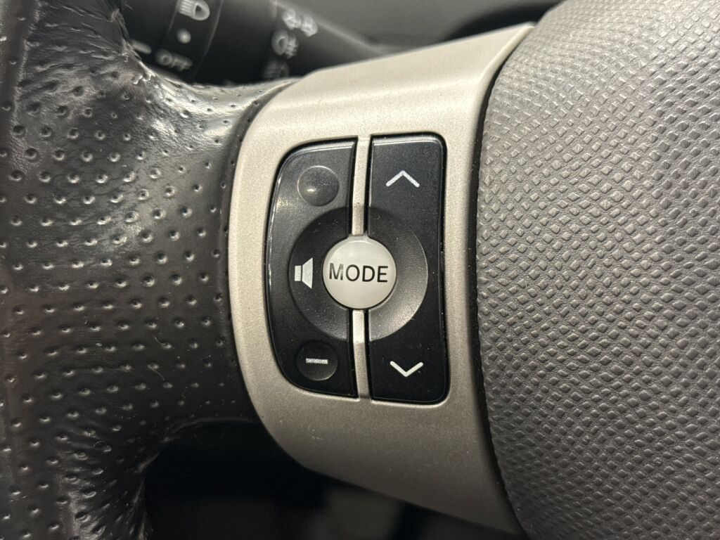 Toyota Yaris 2007 Musta