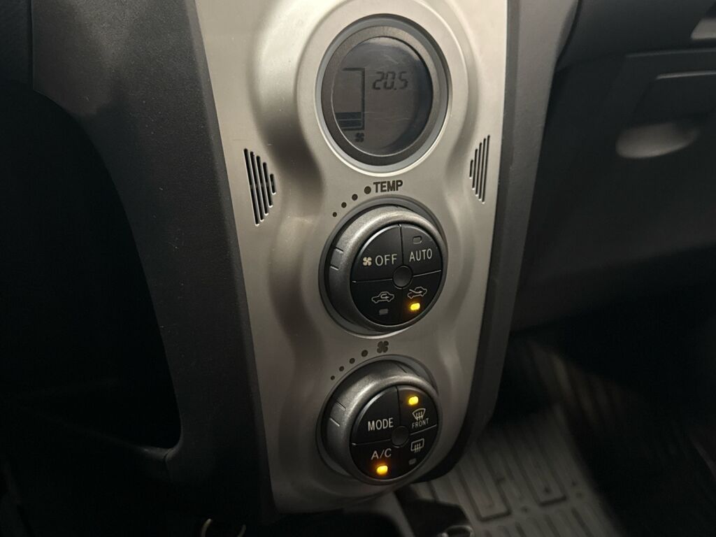 Toyota Yaris 2007 Musta