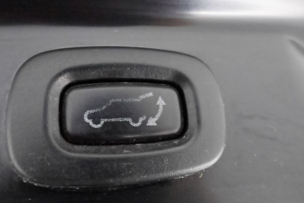 Mitsubishi Outlander PHEV 2019 Musta