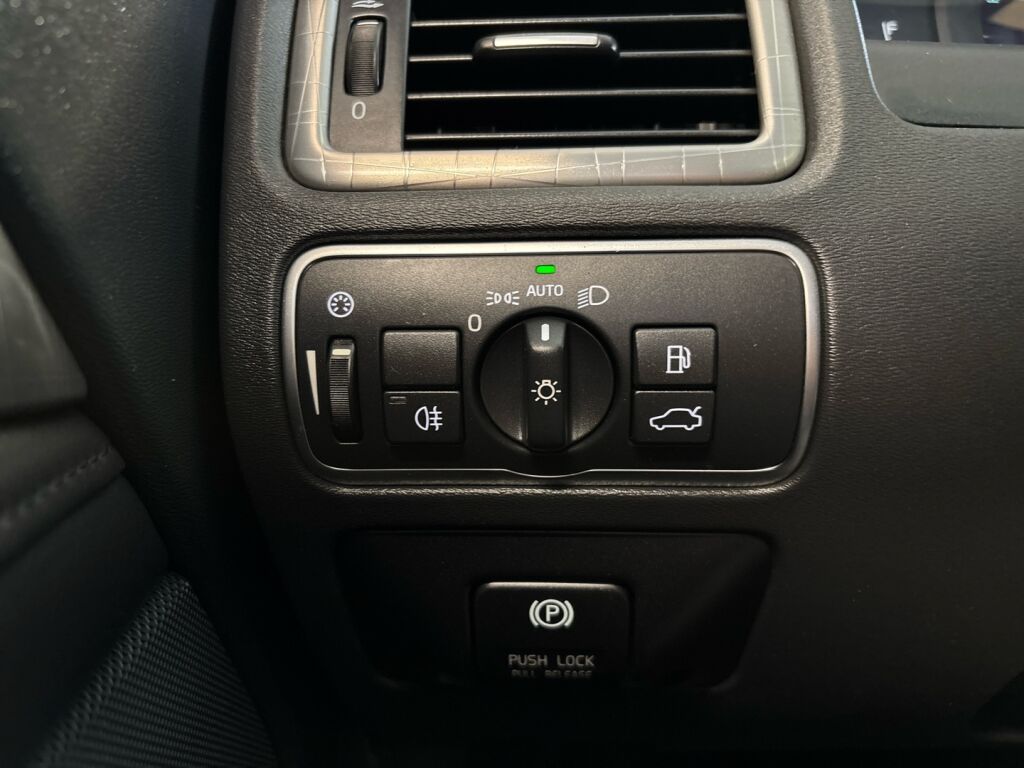 Volvo XC70 2014 Hopea