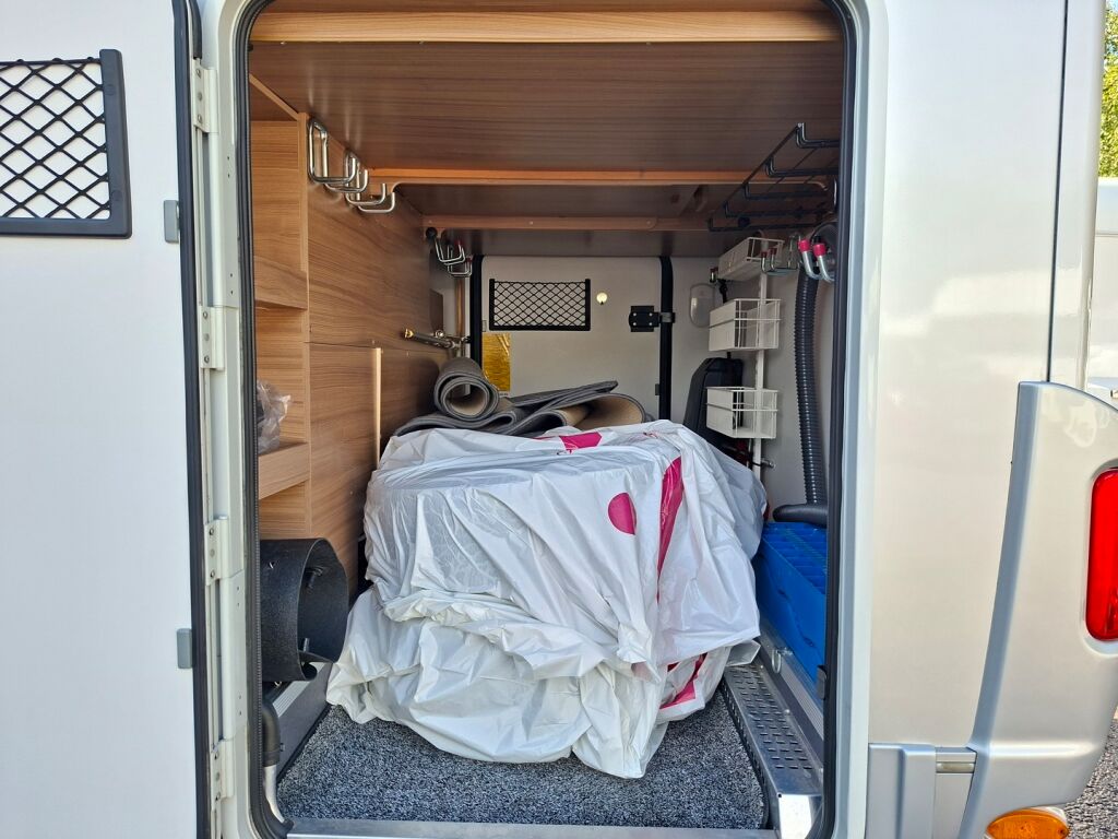 Adria Coral Supreme 670 SL 2019 Harmaa