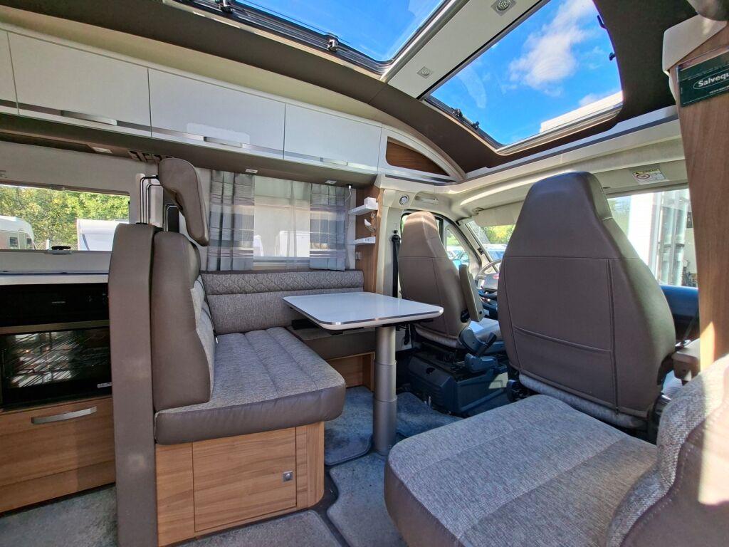 Adria Coral Supreme 670 SL 2019 Harmaa