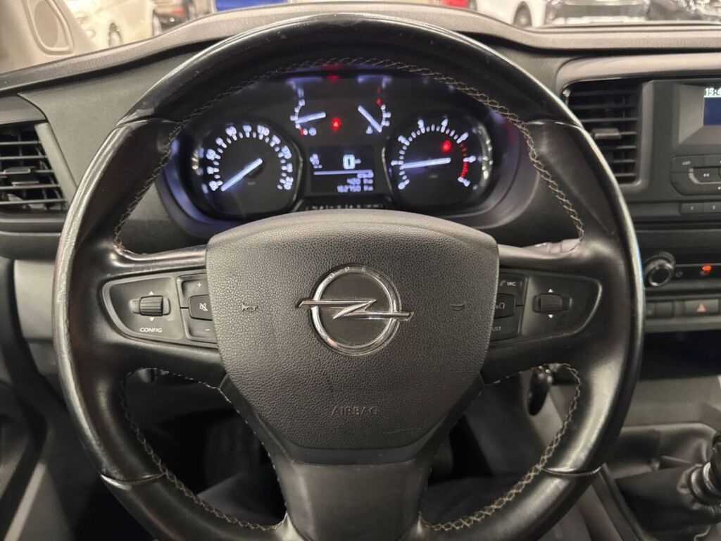 Opel Vivaro 2019 Valkoinen