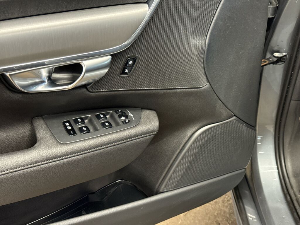 Volvo S90 2020 Harmaa