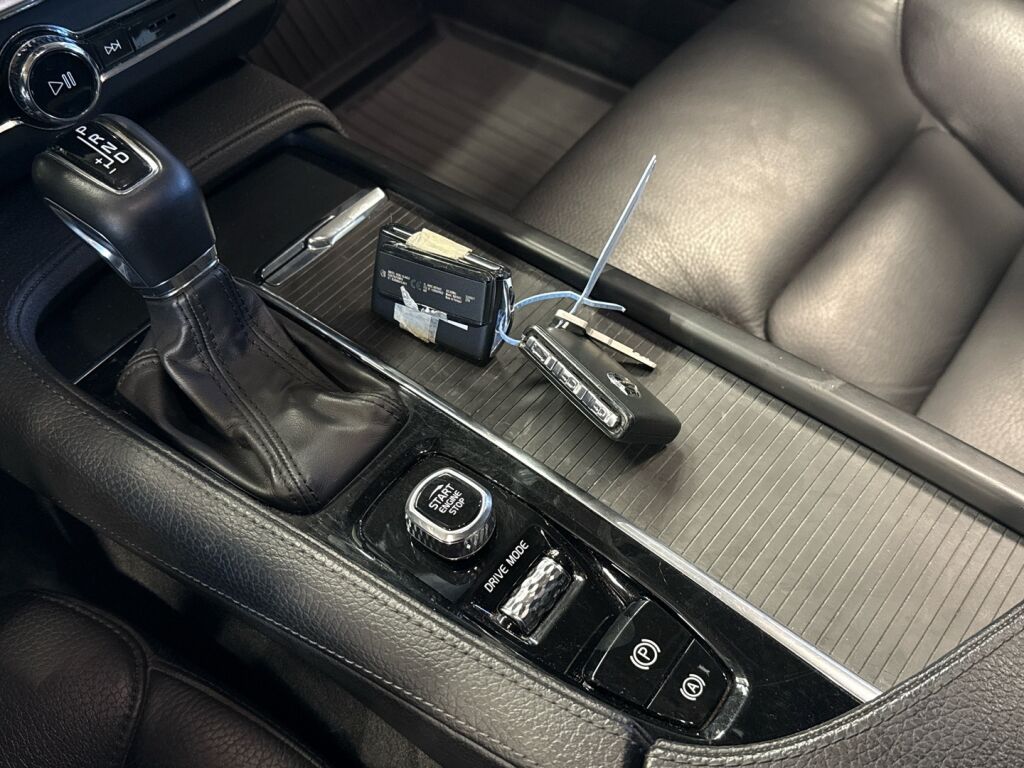 Volvo S90 2020 Harmaa