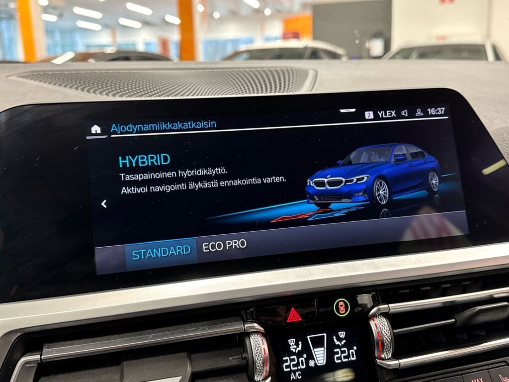 BMW 330 2020 Sininen