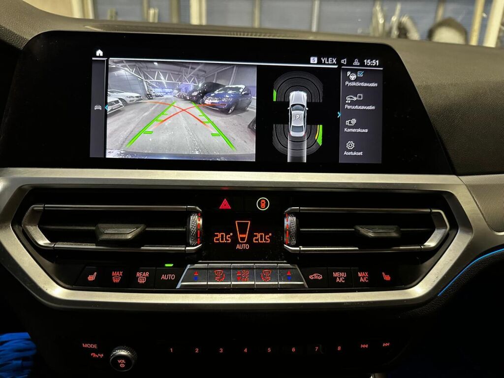 BMW 330 2020 Sininen