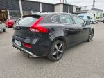 Volvo V40 2016 Musta