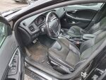 Volvo V40 2016 Musta