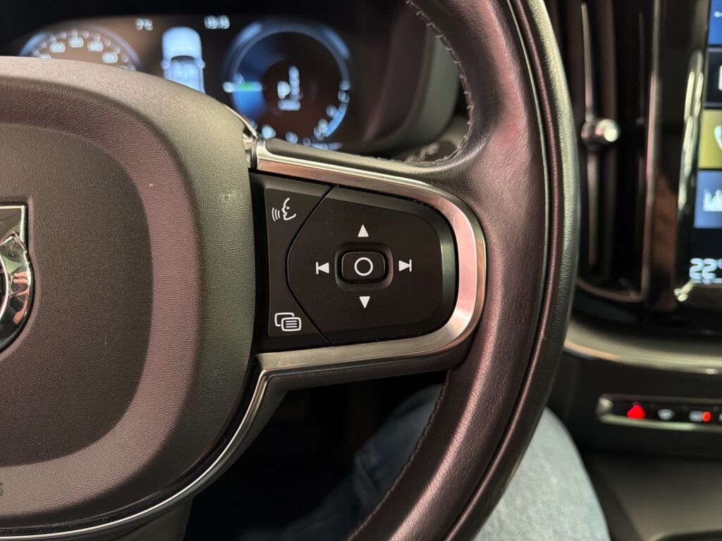 Volvo XC60 2020 Valkoinen