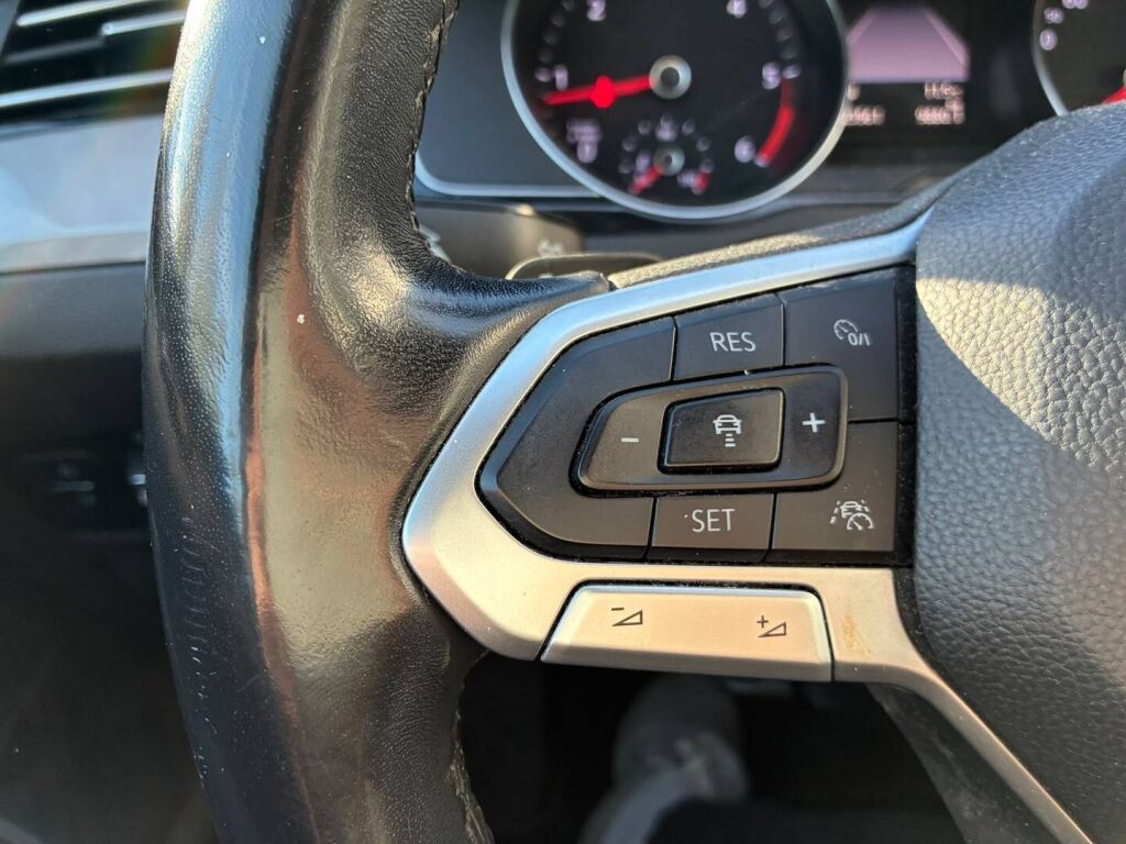Volkswagen Passat 2020 Valkoinen