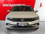 Volkswagen Passat 2020 Valkoinen