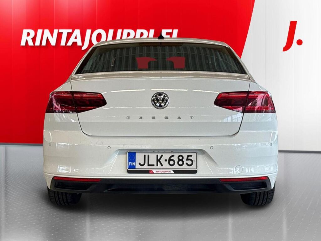 Volkswagen Passat 2020, kuva 6/28