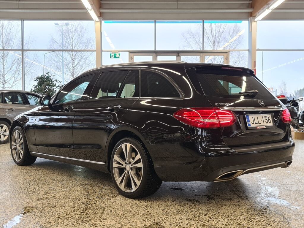 Mercedes-Benz C 2017 Musta