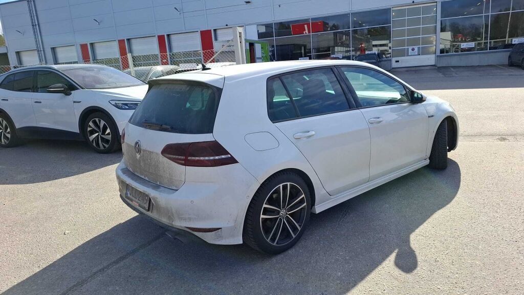Volkswagen Golf 2014 Valkoinen