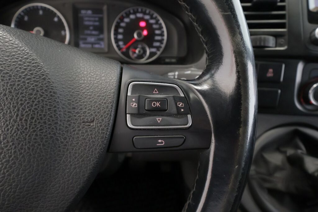 Volkswagen Transporter 2011 Valkoinen