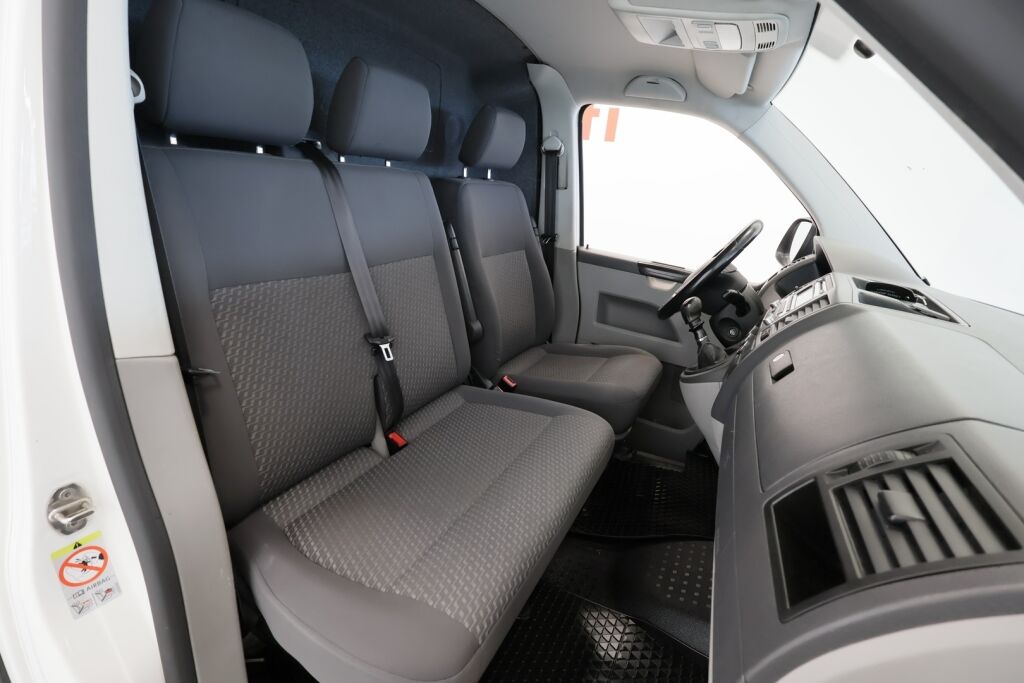 Volkswagen Transporter 2011 Valkoinen