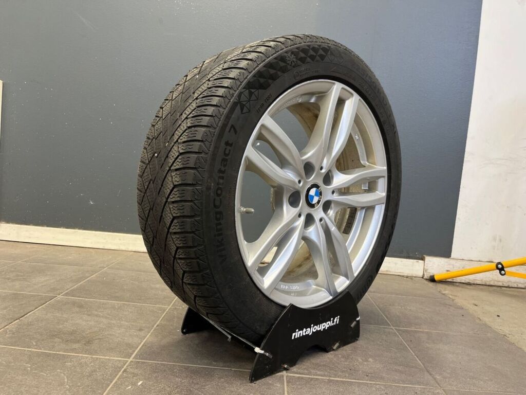 BMW 330 2020 Sininen