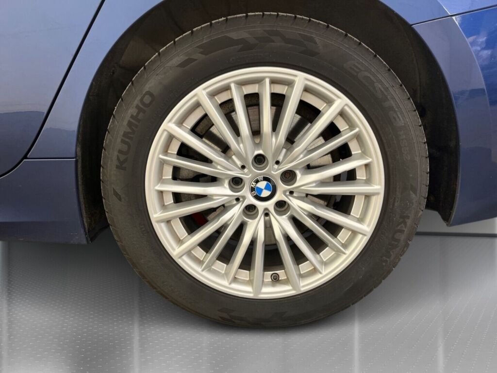 BMW 330 2020 Sininen