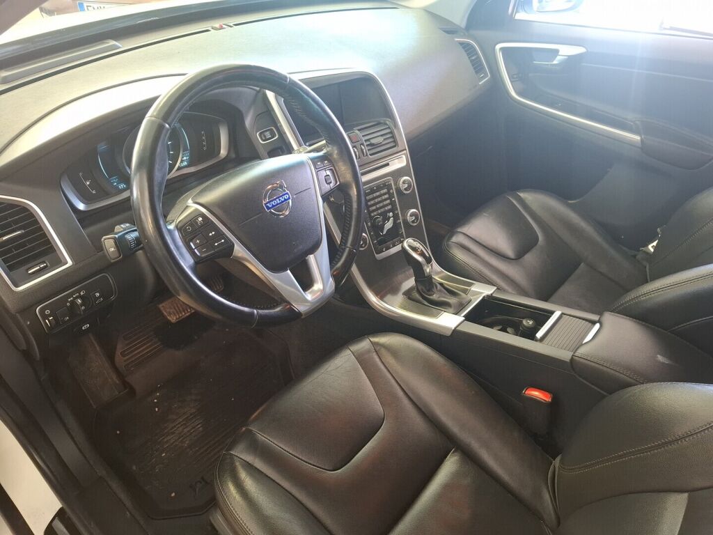 Volvo XC60 2015 Valkoinen