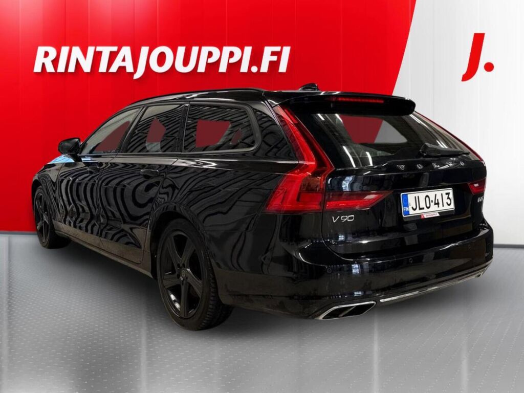 Volvo V90 2017 Musta