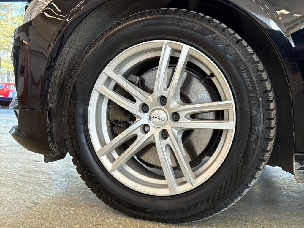 Volvo V90 2017 Musta