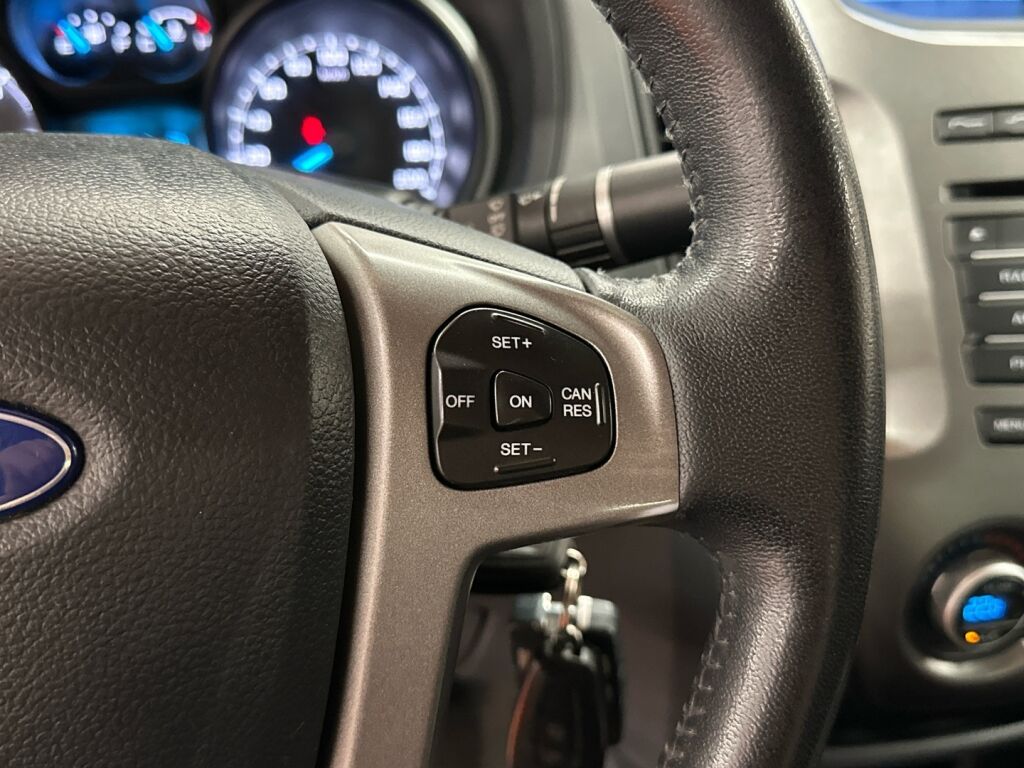 Ford Ranger 2015 Valkoinen