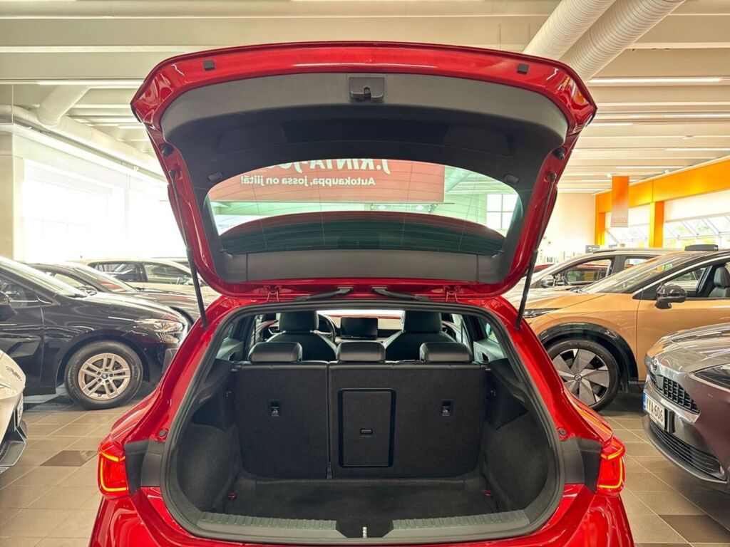 Seat Leon 2020 Punainen