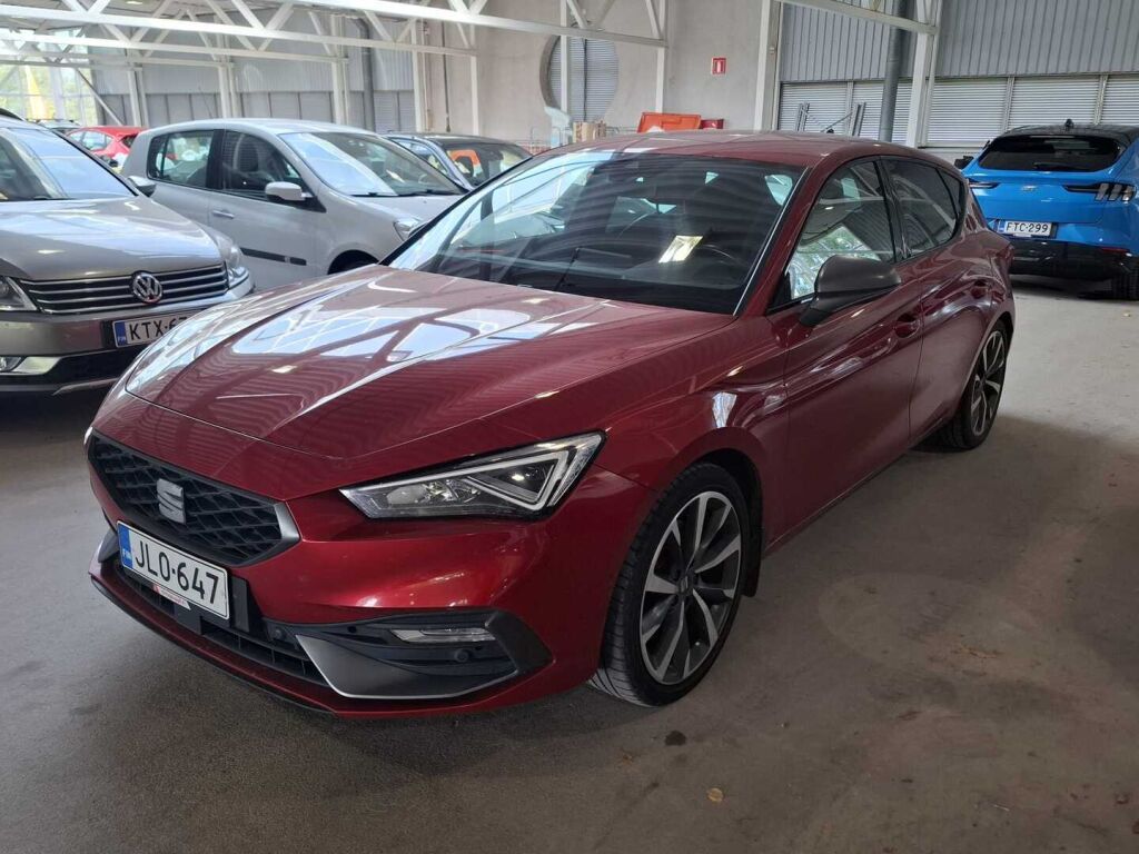 Seat Leon 2020 Punainen
