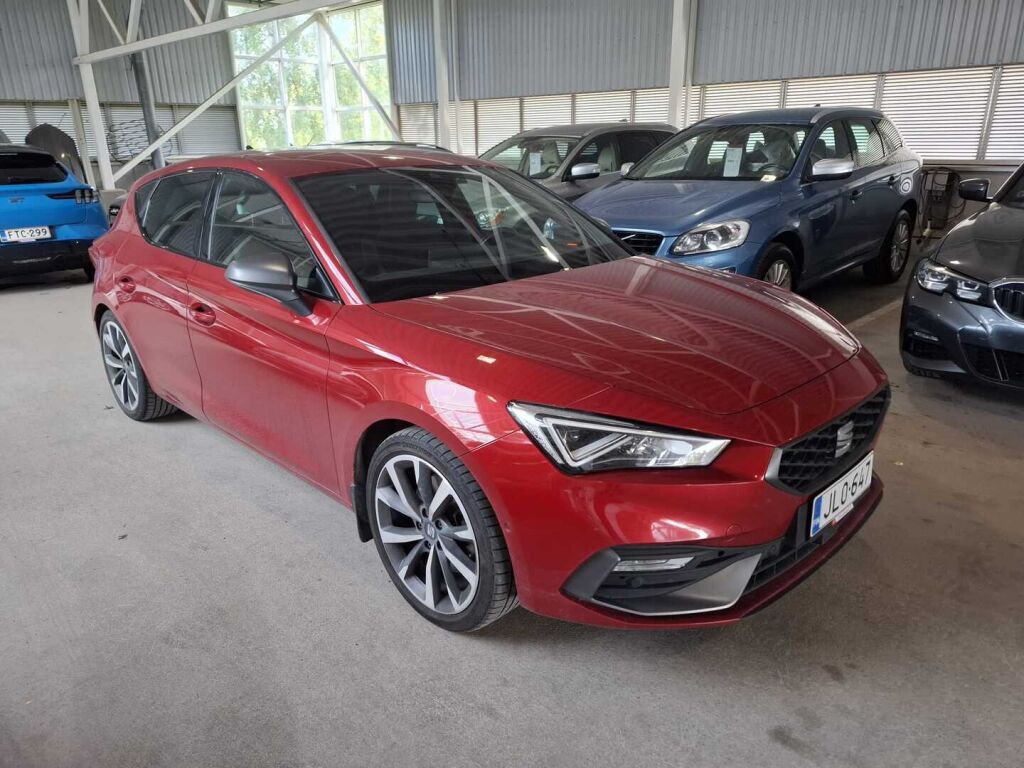 Seat Leon 2020 Punainen