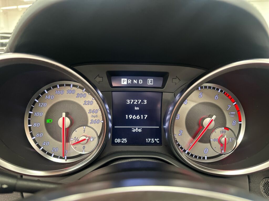 Mercedes-Benz SLK 2011 Harmaa