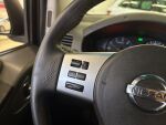 Nissan Navara 2011 Harmaa