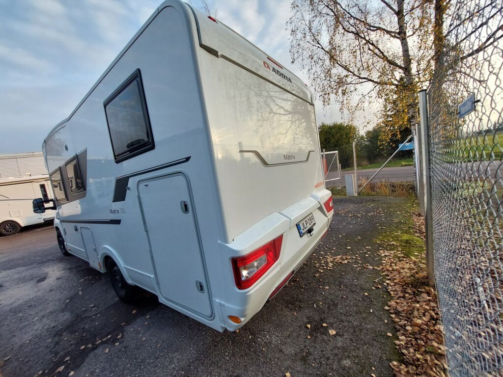 Adria Matrix Axess 670 SL 2020 Valkoinen
