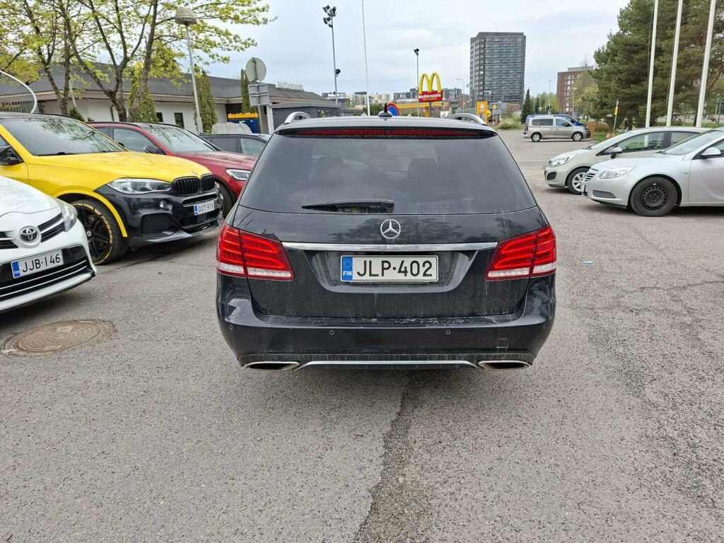 Mercedes-Benz E 2013 
